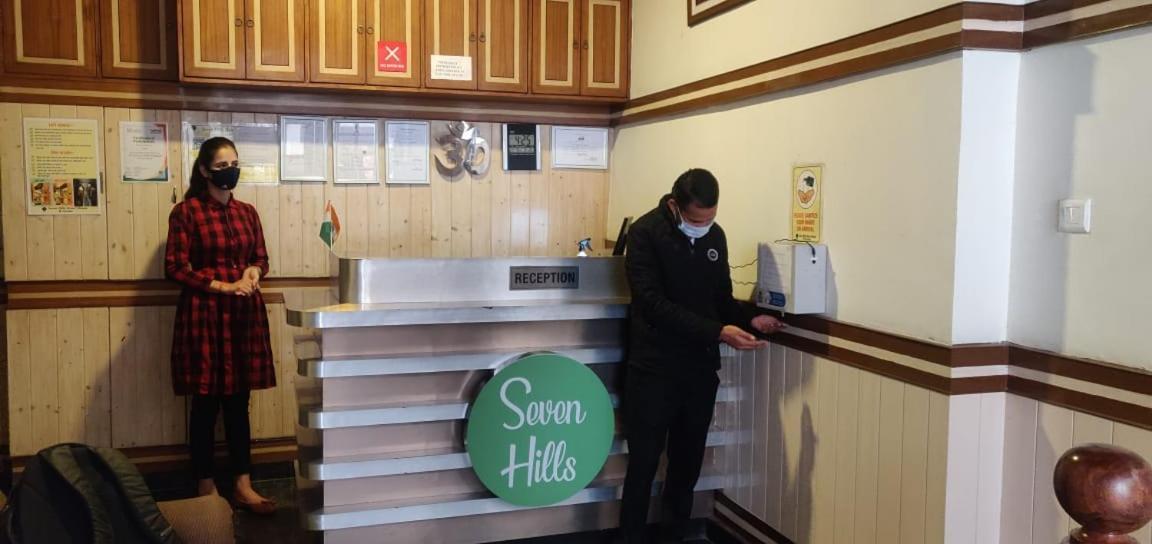 אפרטהוטל Seven Hills Shimla By Him Haults Hospitality מראה חיצוני תמונה